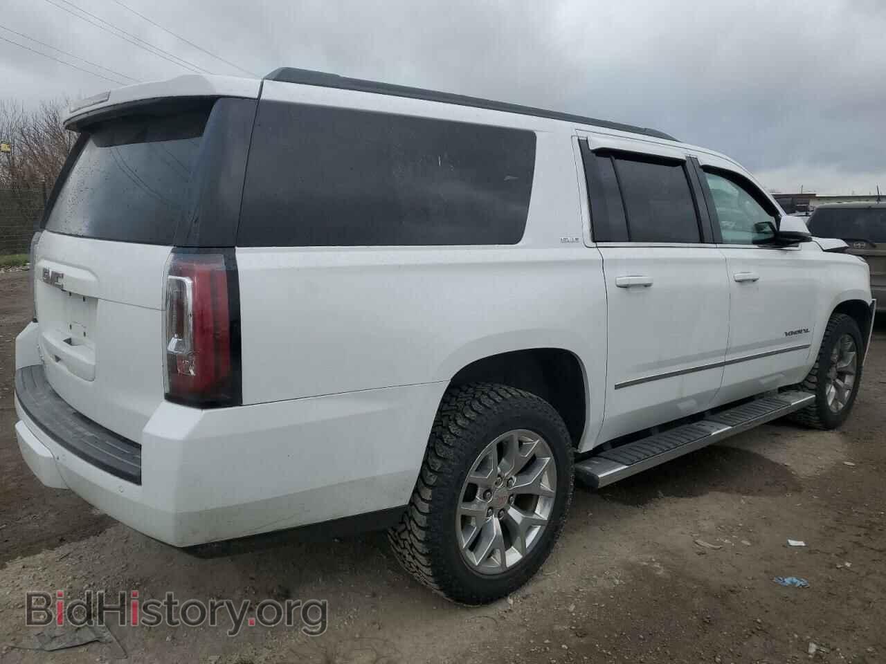2017 GMC YUKON - VIN: 1GKS2FKC2HR215016 - Фото 3