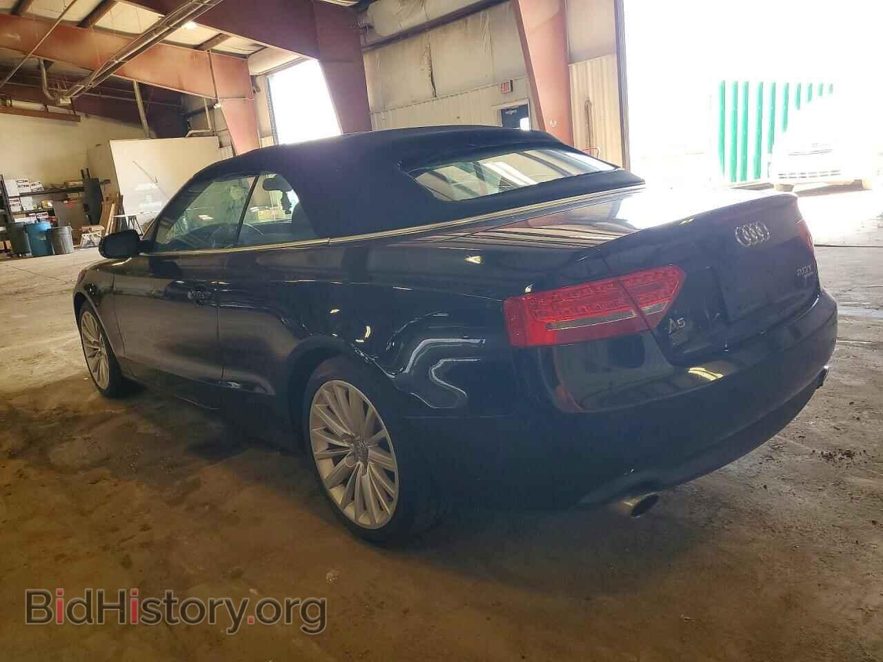 2011 AUDI A5 - VIN: WAULFAFH1BN011090 - Фото 2