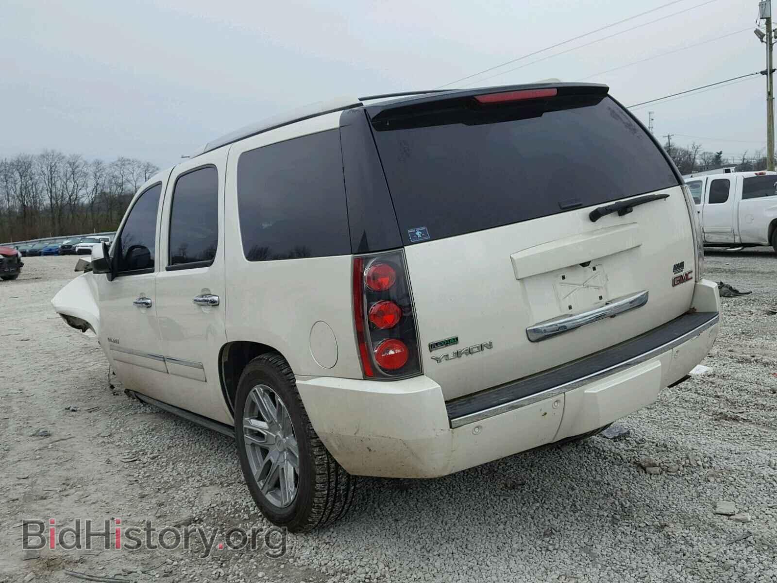 2011 GMC YUKON - VIN: 1GKS2EEFXBR298525 - Фото 3