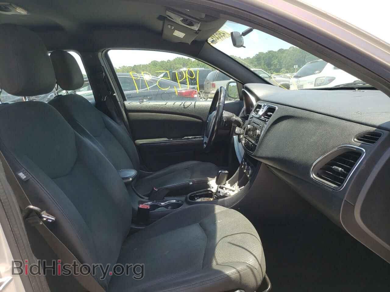 2011 CHRYSLER 200 - VIN: 1C3BC1FB0BN512575 - Фото 5