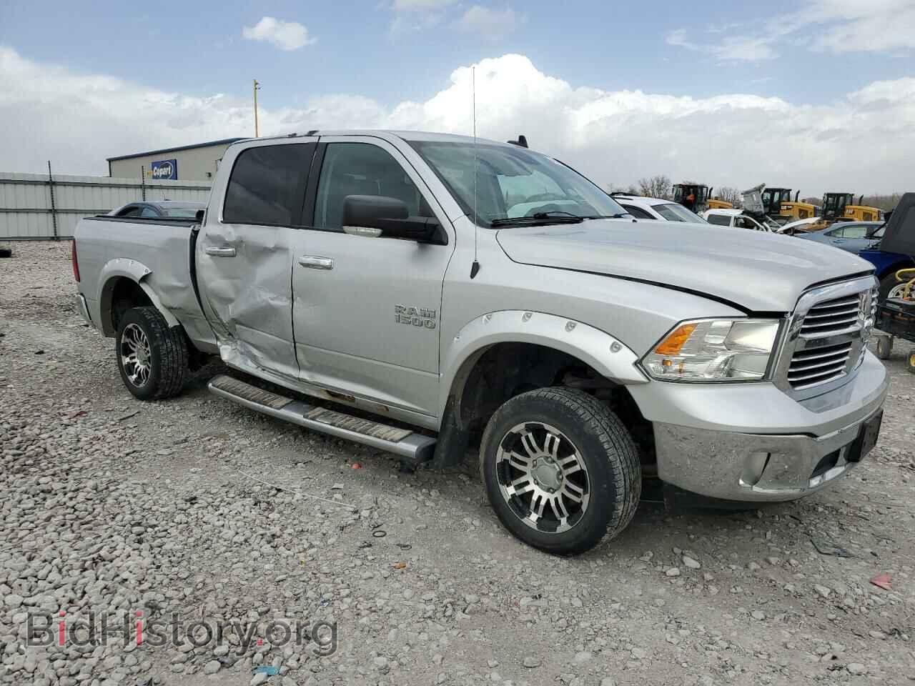 2015 RAM 1500 - VIN: 3C6RR7LT8FG712750 - Фото 4