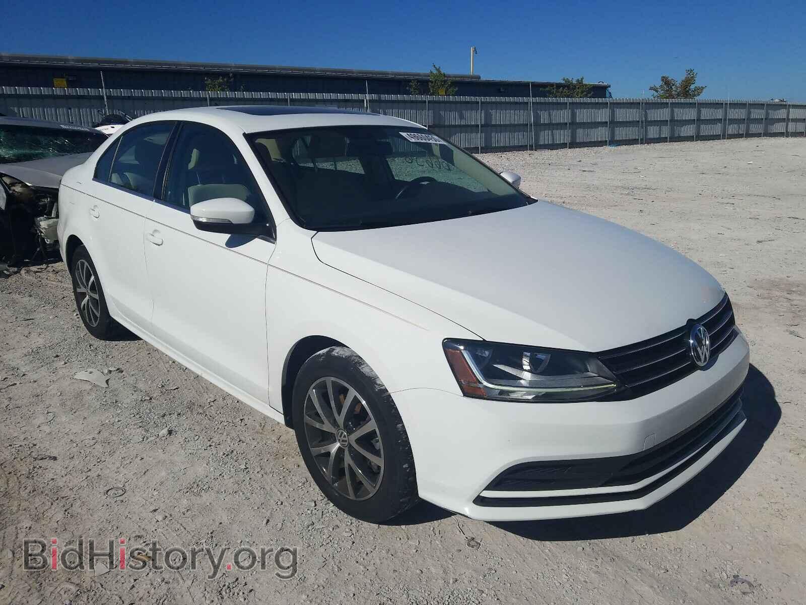 Фотография 3VWDB7AJ0HM301000 - VOLKSWAGEN JETTA 2017