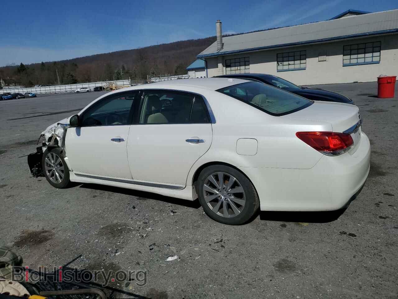 2011 TOYOTA AVALON - VIN: 4T1BK3DB0BU393473 - Фото 2