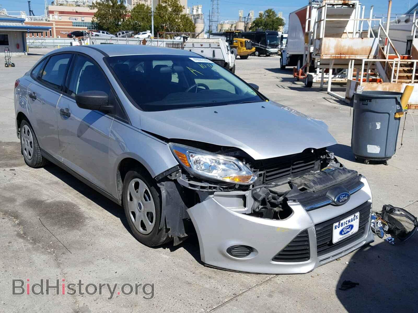Photo 1FAHP3E2XCL390320 - FORD FOCUS 2012
