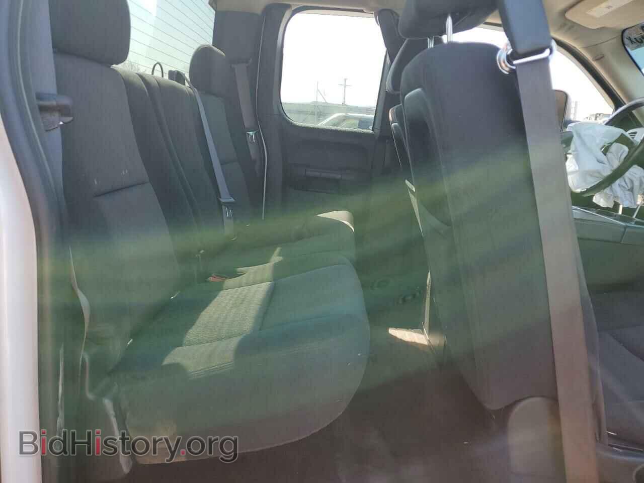 2011 GMC SIERRA - VIN: 1GTR2VE32BZ415711 - Фото 10