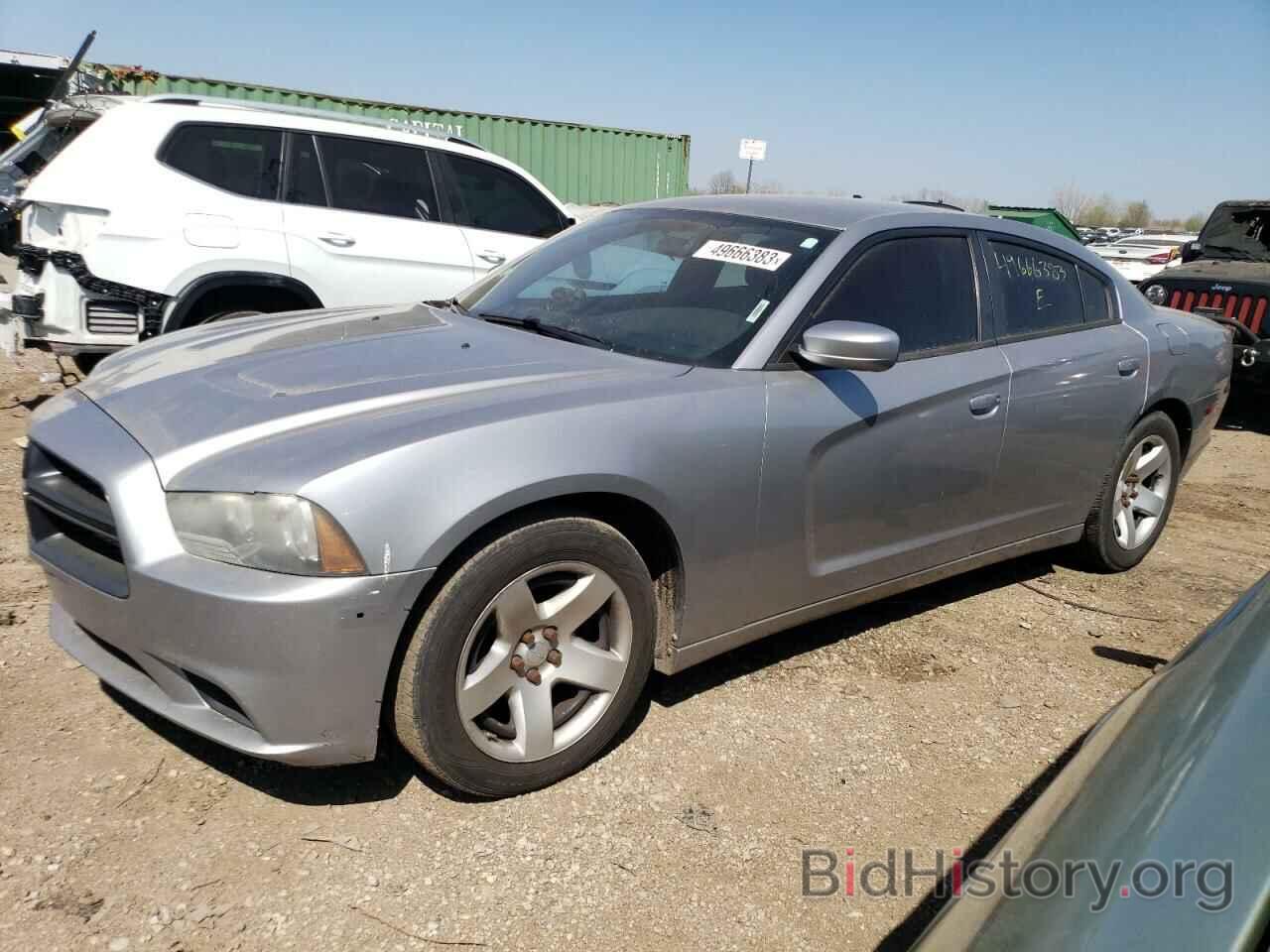 Photo 2C3CDXAT3DH560359 - DODGE CHARGER 2013