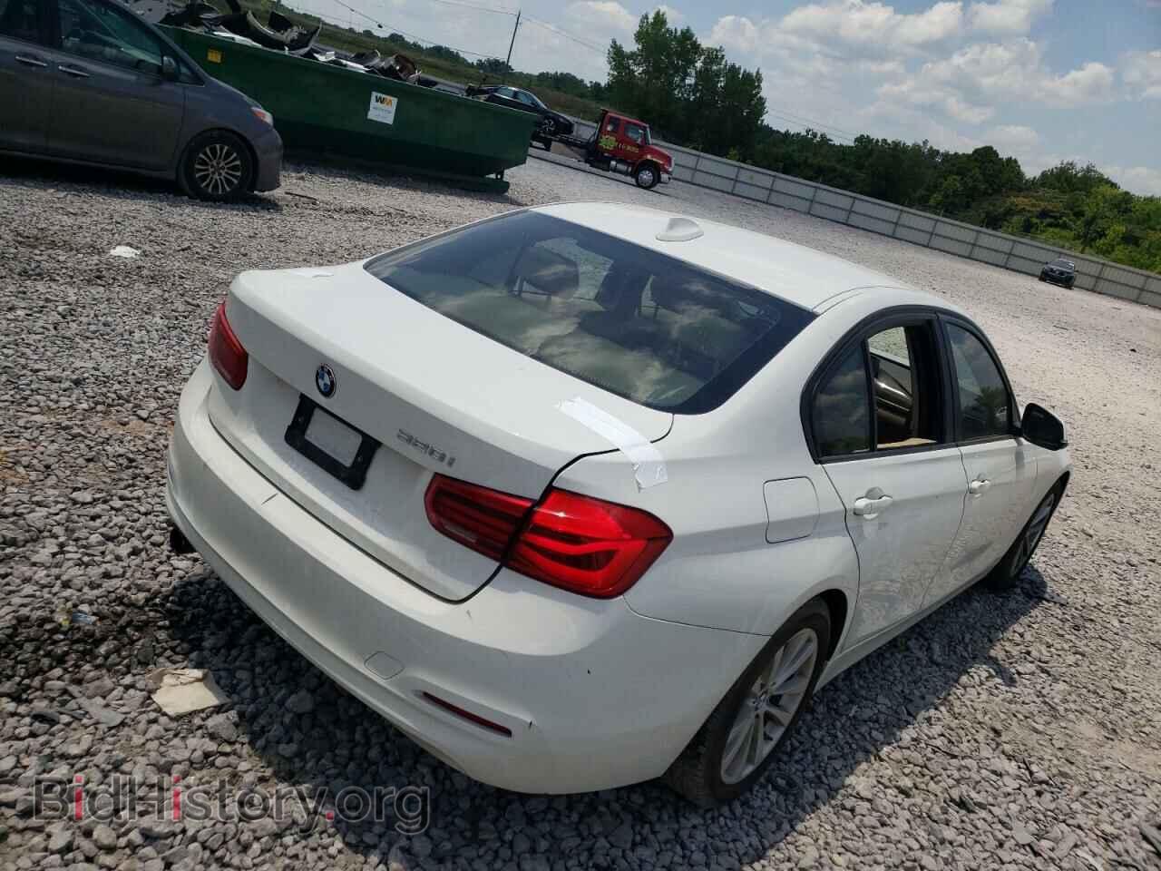 2016 BMW 3 SERIES - VIN: WBA8E1G52GNU10059 - Фото 4