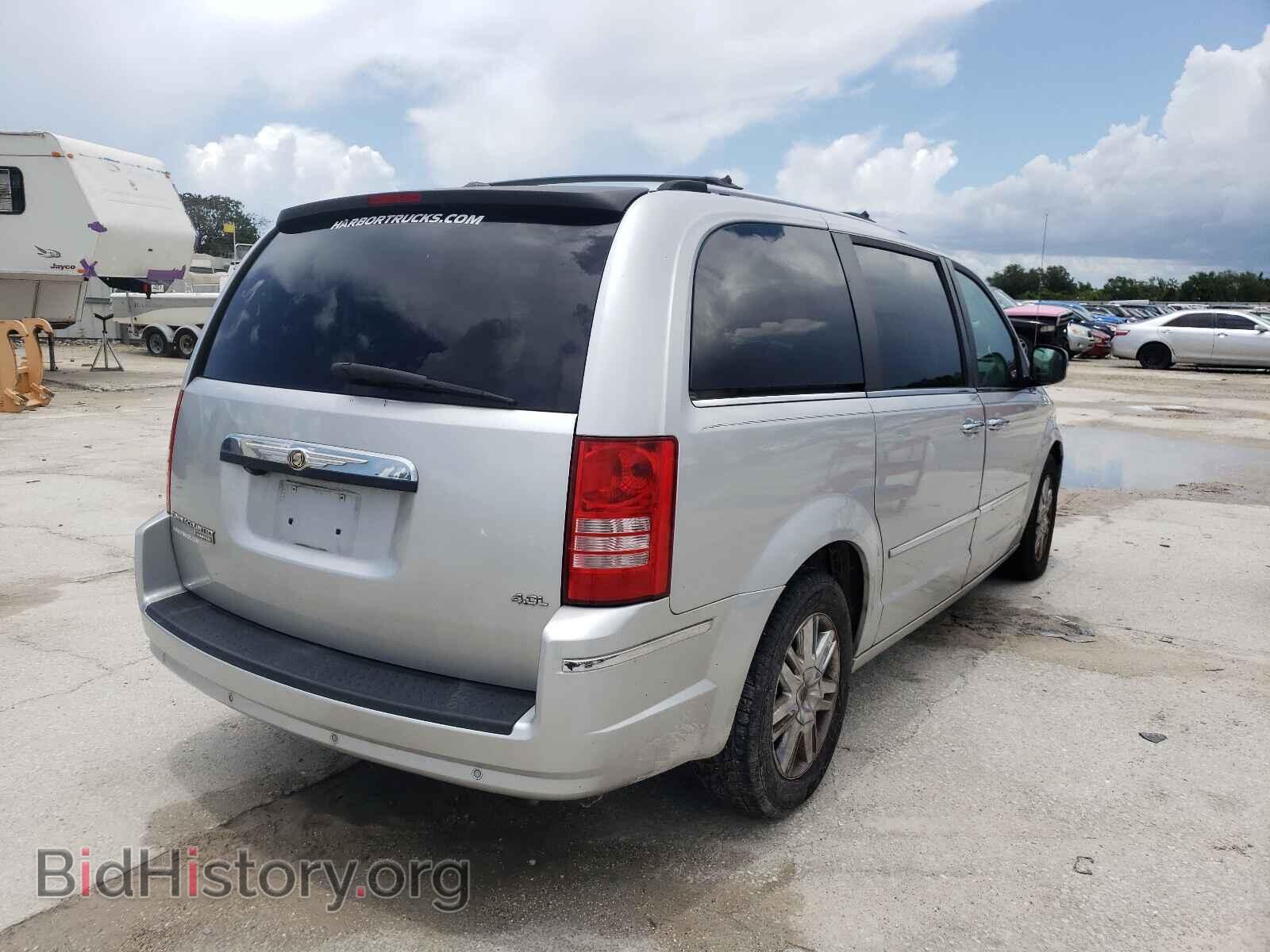 2008 CHRYSLER MINIVAN - VIN: 2A8HR64X18R718539 - Фото 4