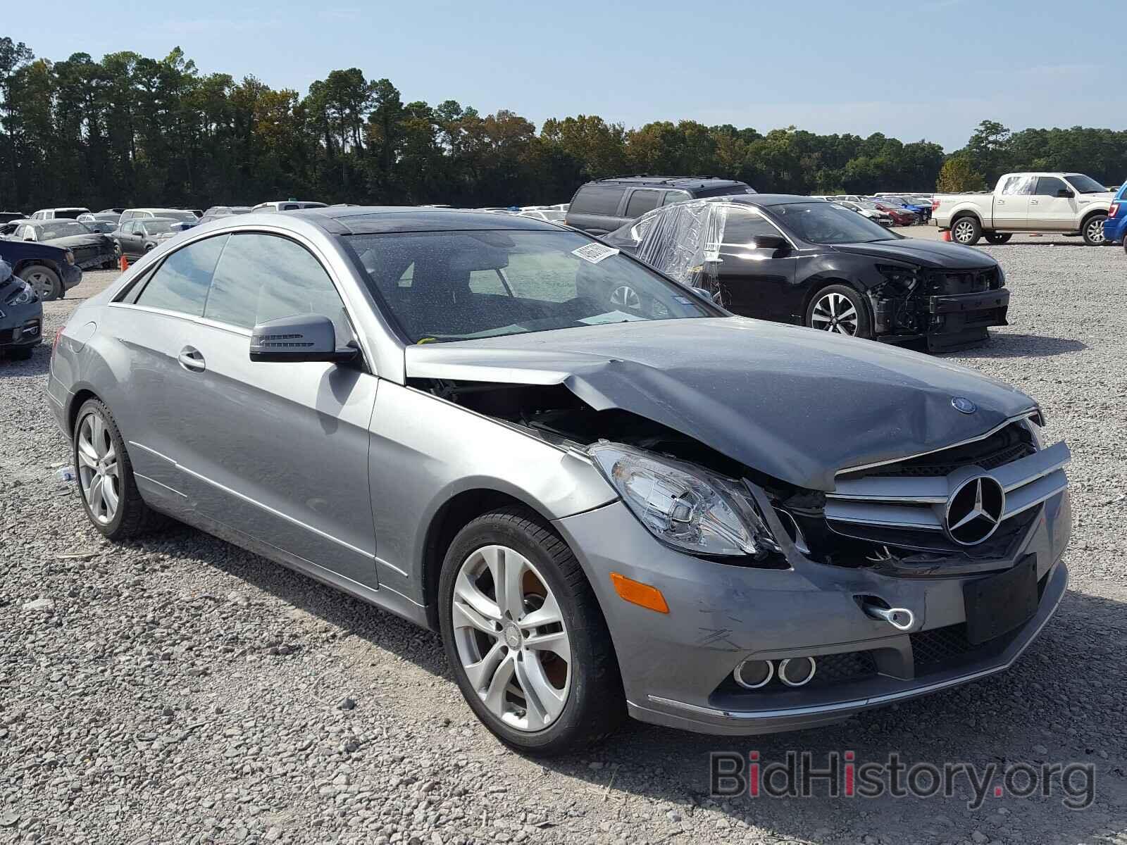 Photo WDDKJ5GB1AF049710 - MERCEDES-BENZ E CLASS 2010