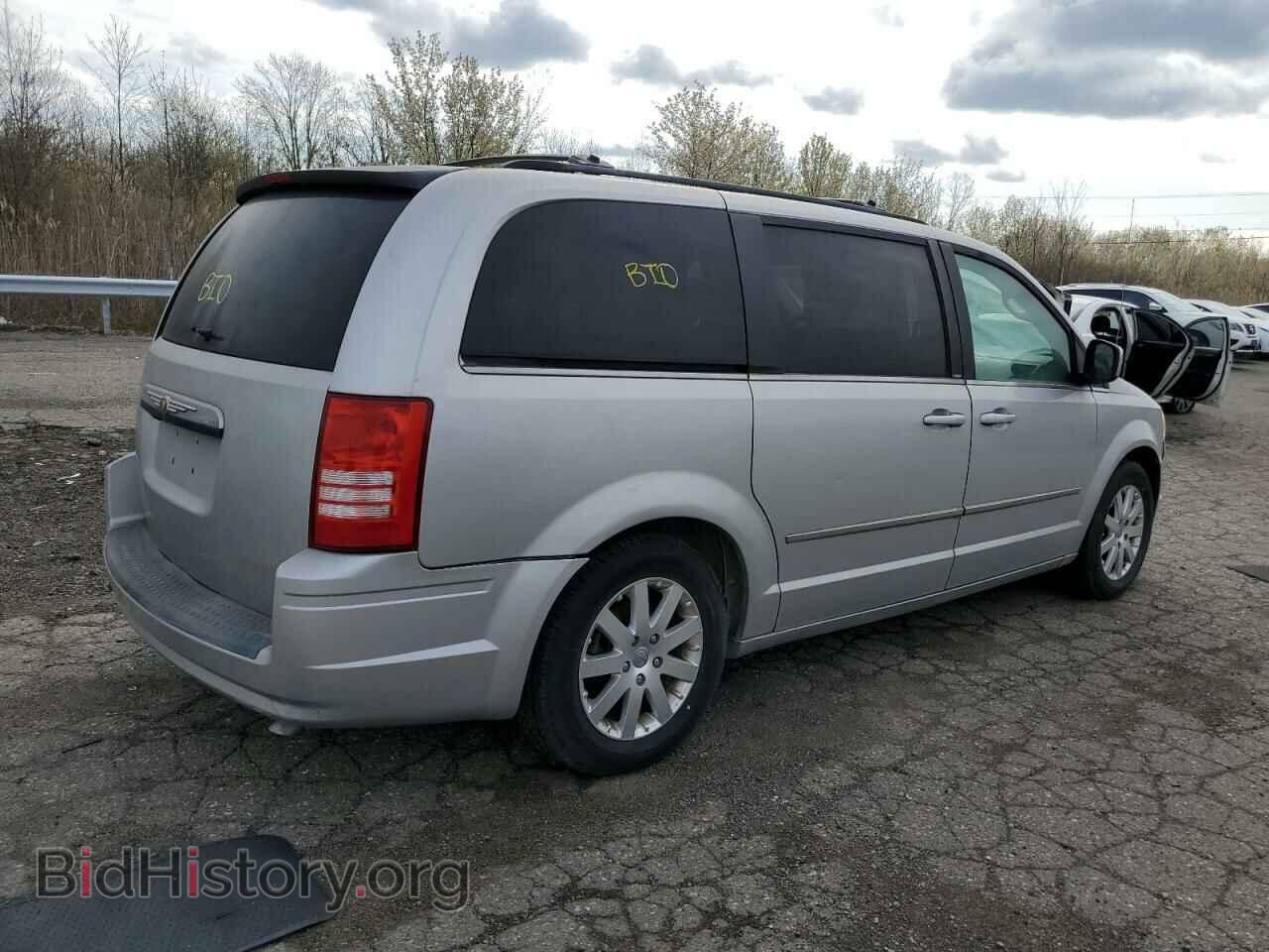 2010 CHRYSLER MINIVAN - VIN: 2A4RR5D17AR109702 - Фото 3