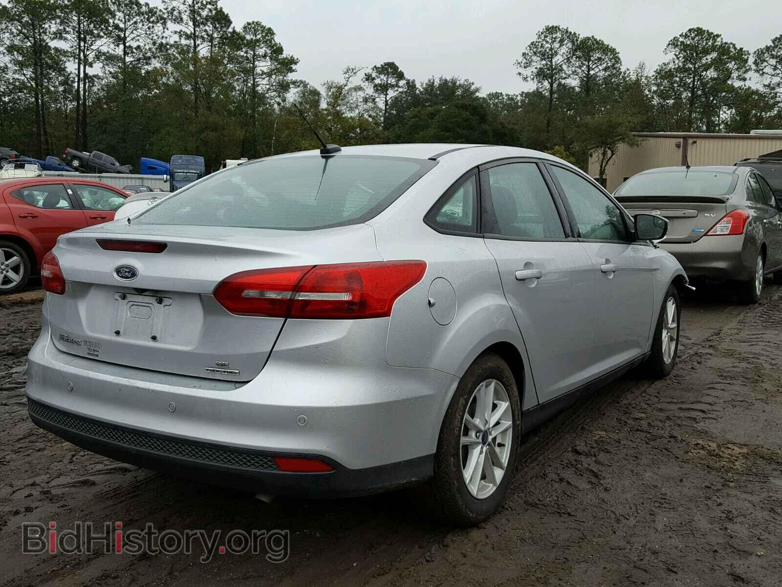 2016 FORD FOCUS - VIN: 1FADP3F21GL402373 - Photo 4