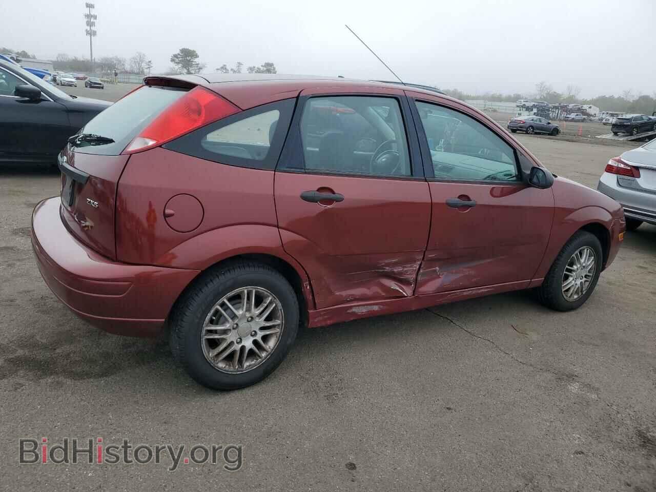 2005 FORD FOCUS - VIN: 3FAFP37N55R136243 - Фото 3