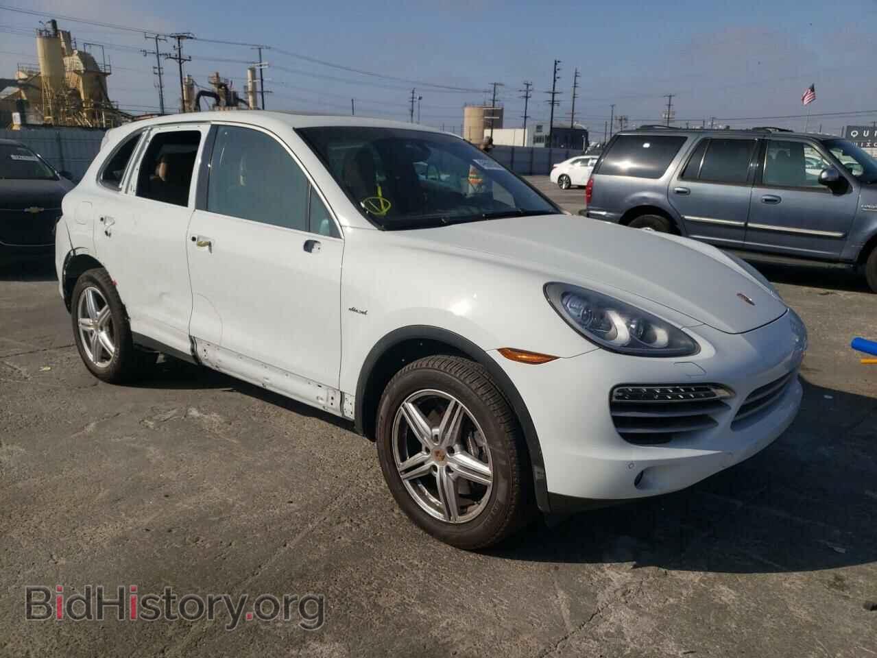 Фотография WP1AF2A29ELA49331 - PORSCHE CAYENNE 2014