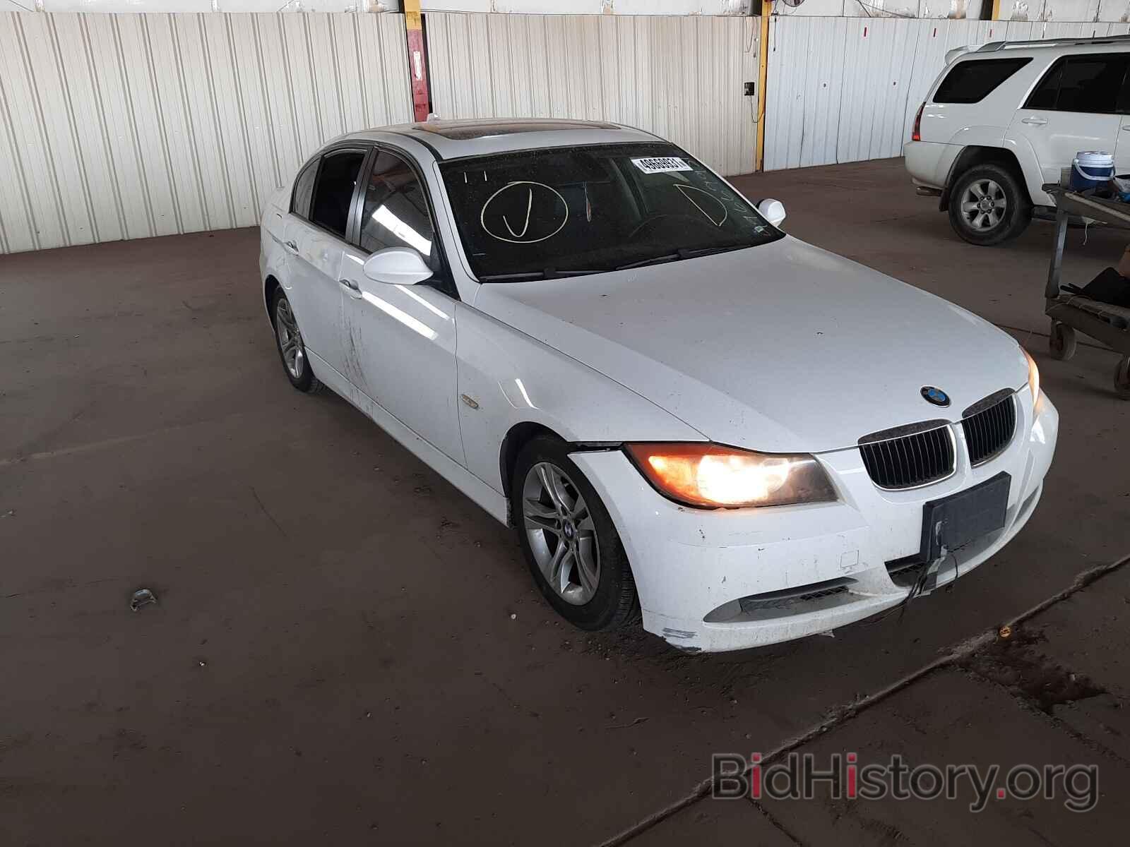 Photo WBAVC57548NK77452 - BMW 3 SERIES 2008