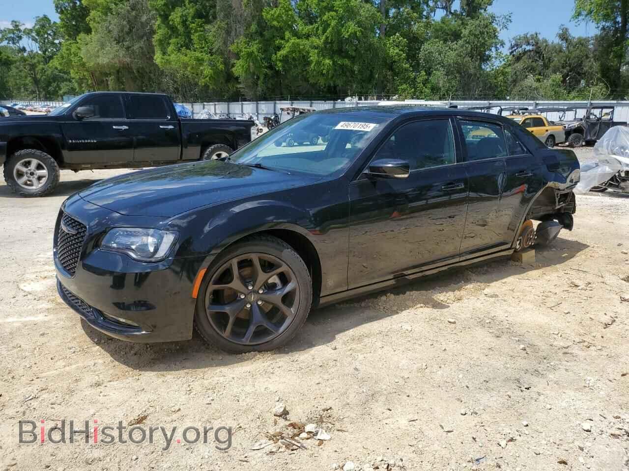 Фотография 2C3CCABG9PH514153 - CHRYSLER 300 2023