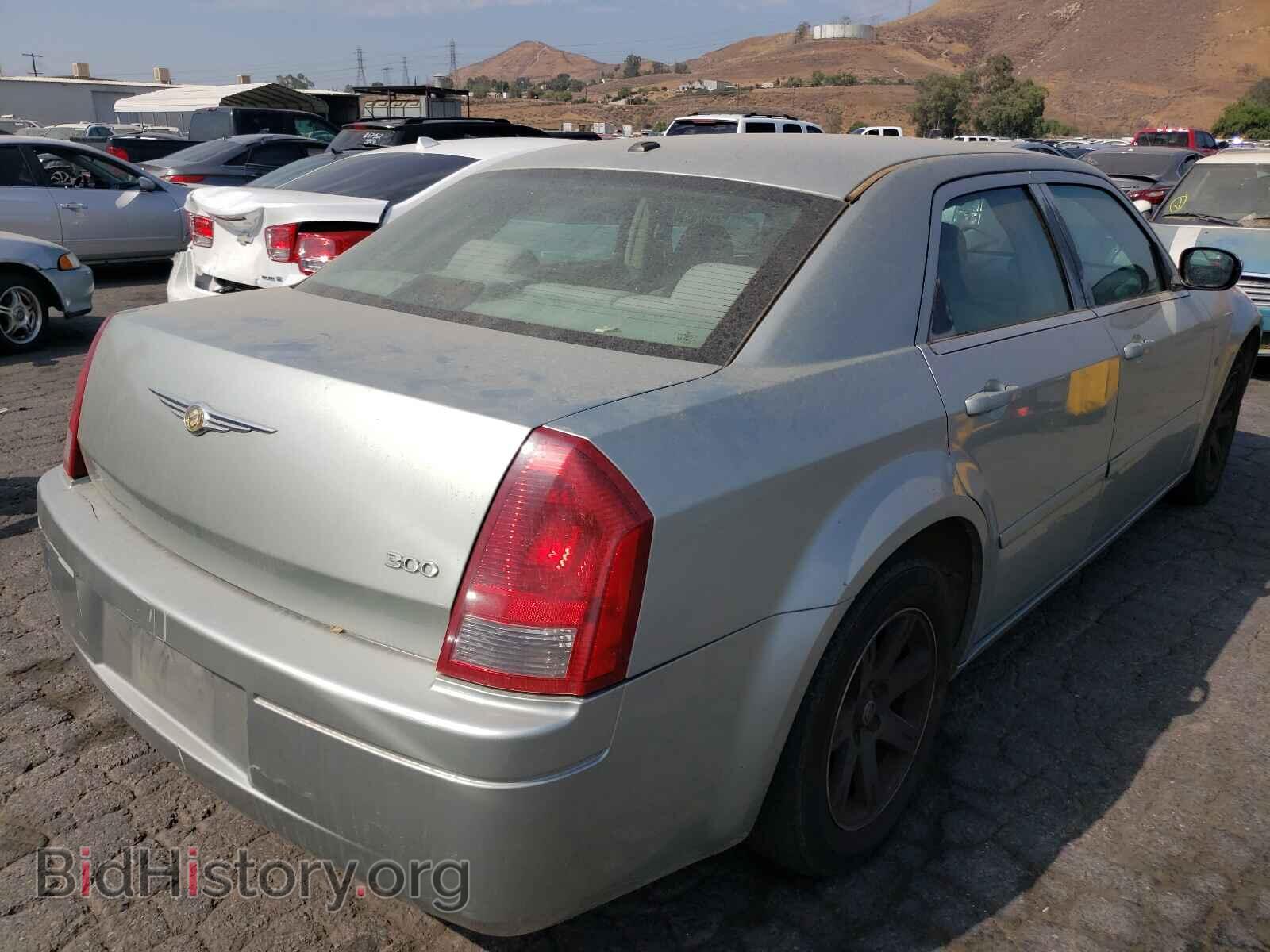 2006 CHRYSLER 300 - VIN: 2C3LA43R76H251411 - Фото 4