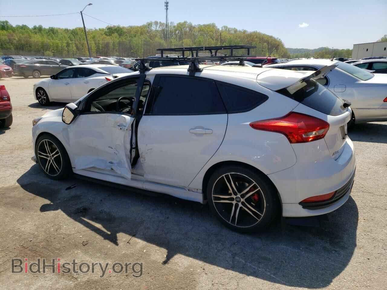 2018 FORD FOCUS - VIN: 1FADP3L97JL330328 - Photo 2