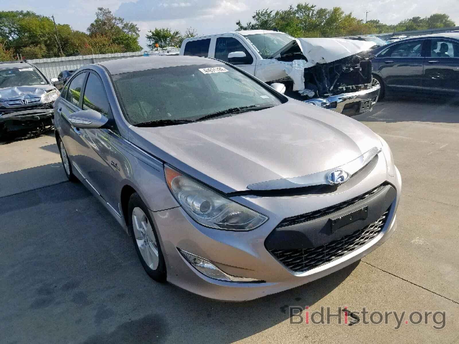 Photo KMHEC4A43BA002016 - HYUNDAI SONATA 2011