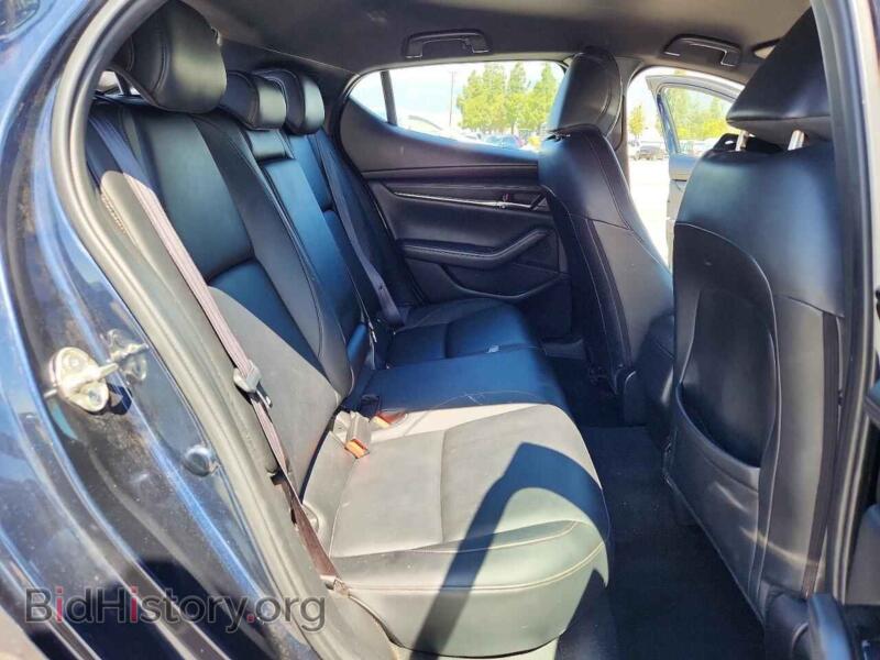 2019 Mazda 3 (VIN JM1BPALMXK1108583) — photo 10 of 14