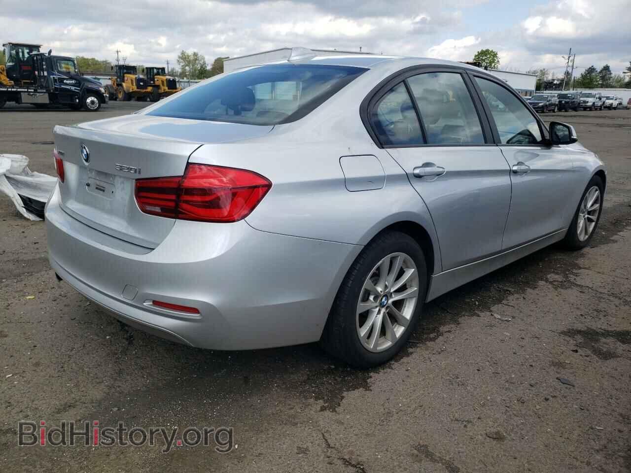2016 BMW 3 SERIES - VIN: WBA8E5G54GNT40488 - Фото 3