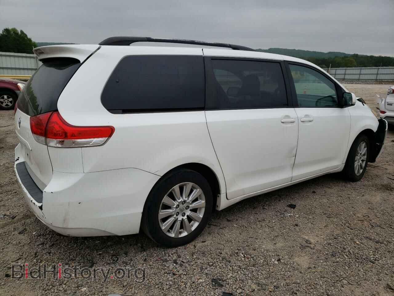 2011 TOYOTA All Models - VIN: 5TDDK3DC5BS027504 - Фото 3