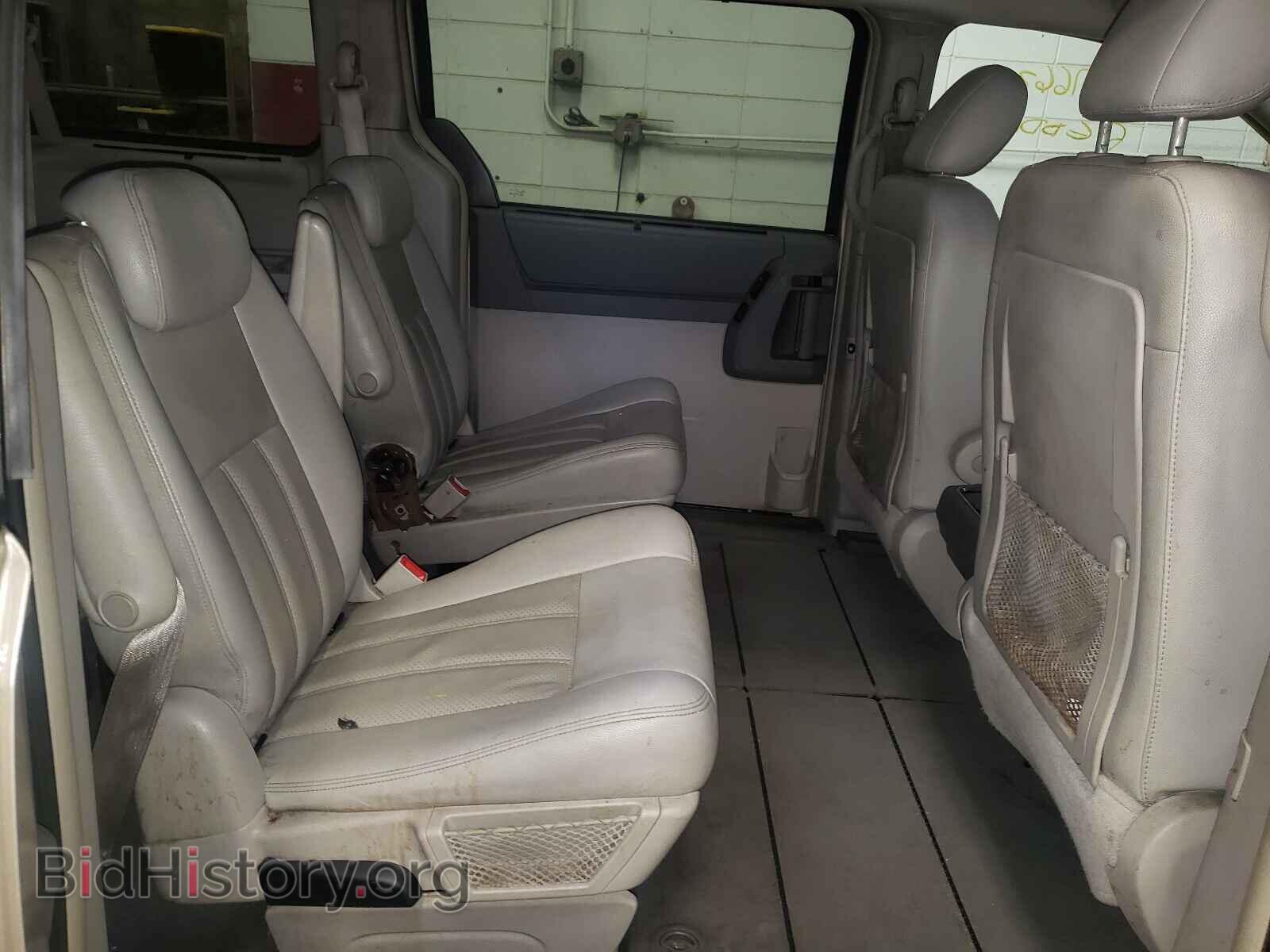 2009 CHRYSLER MINIVAN - VIN: 2A8HR54199R639854 - Фото 6