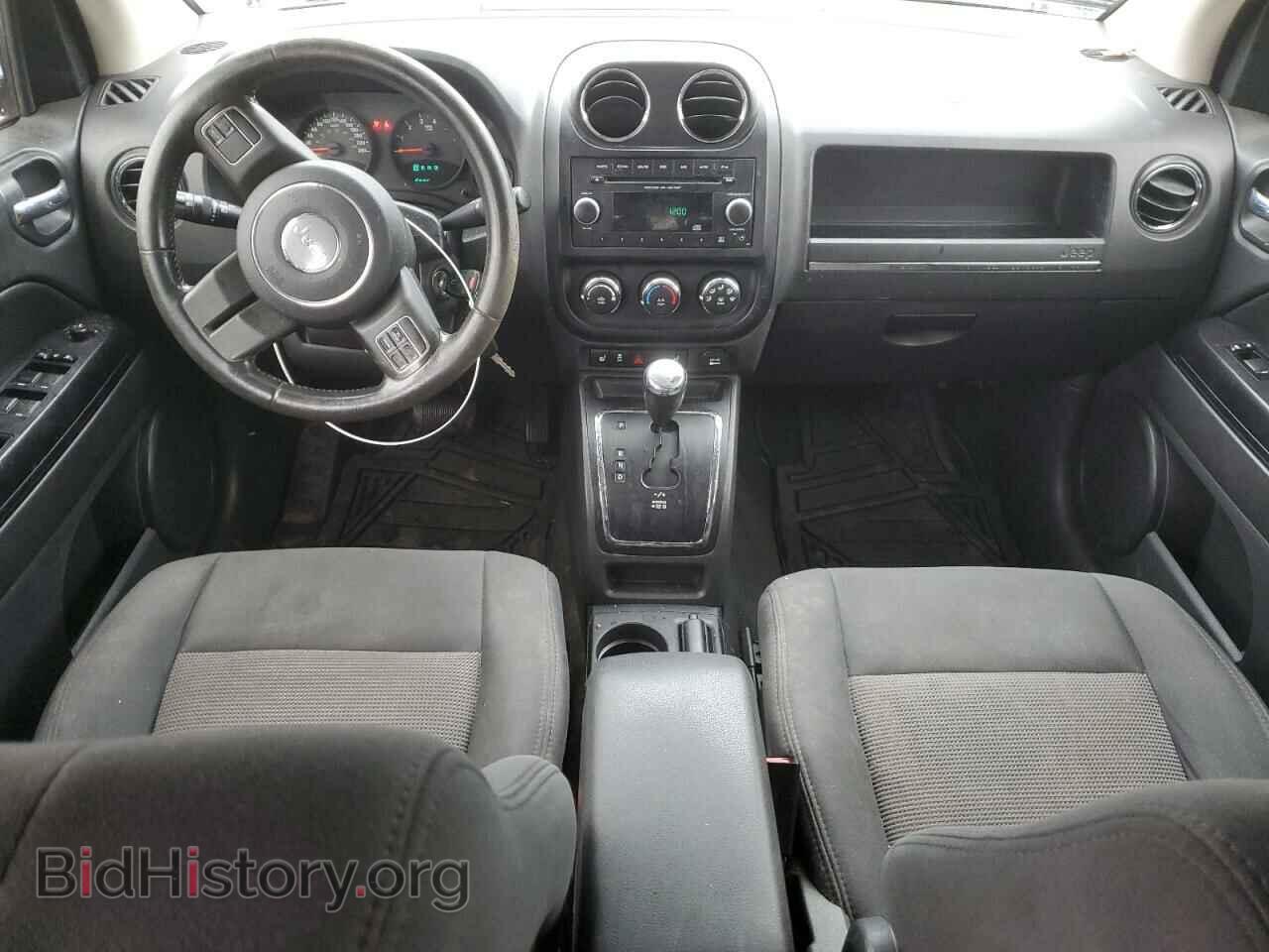 2012 JEEP COMPASS - VIN: 1C4NJDAB0CD523560 - Photo 8