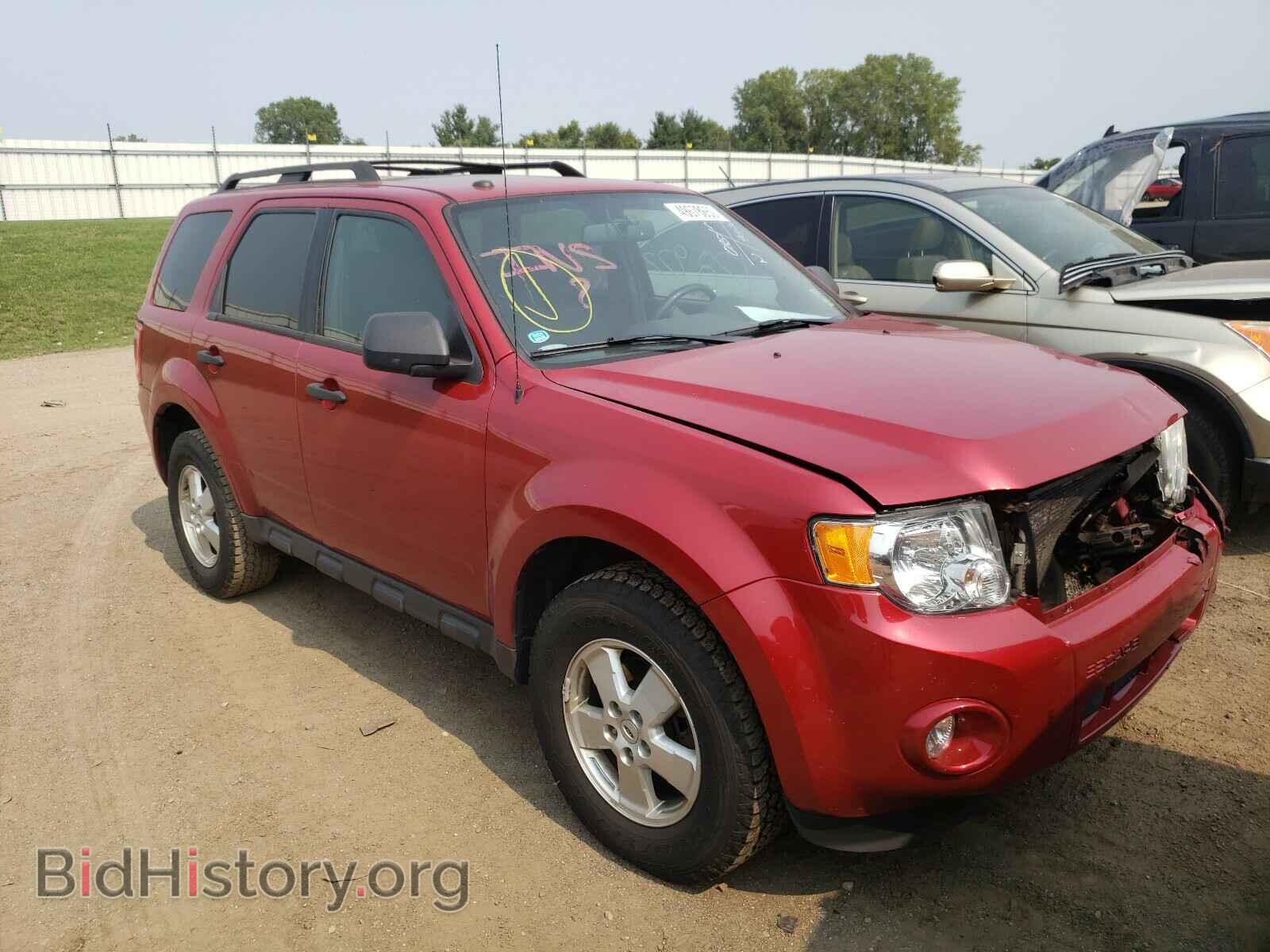 Photo 1FMCU0DG7BKC40867 - FORD ESCAPE 2011