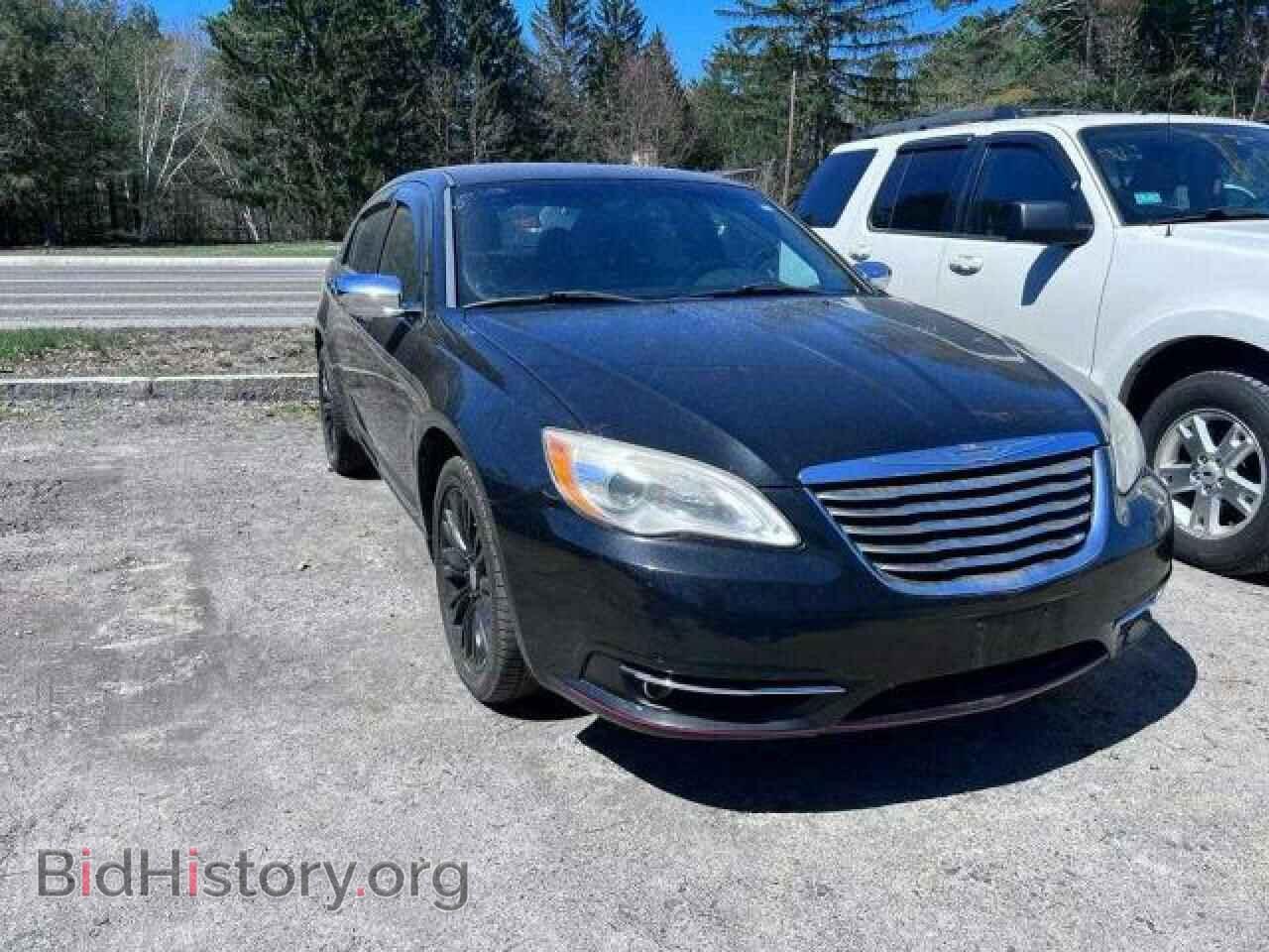 Photo 1C3BC2FG5BN520737 - CHRYSLER 200 2011
