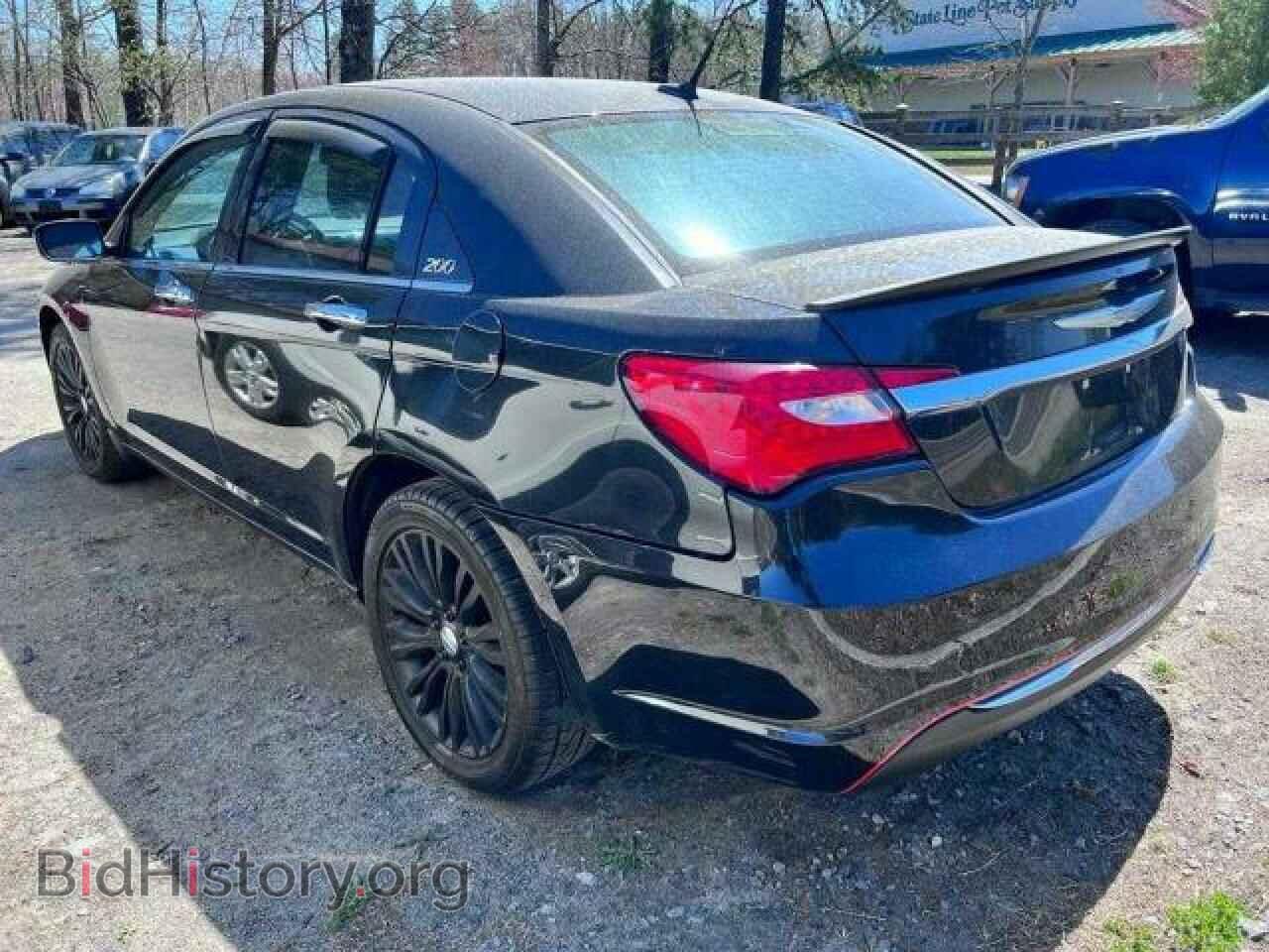 2011 CHRYSLER 200 - VIN: 1C3BC2FG5BN520737 - Фото 3