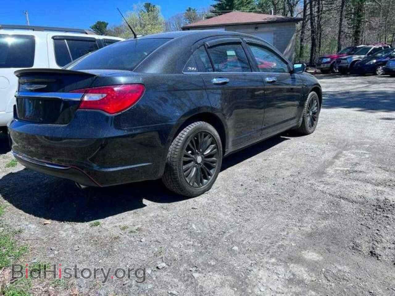 2011 CHRYSLER 200 - VIN: 1C3BC2FG5BN520737 - Фото 4