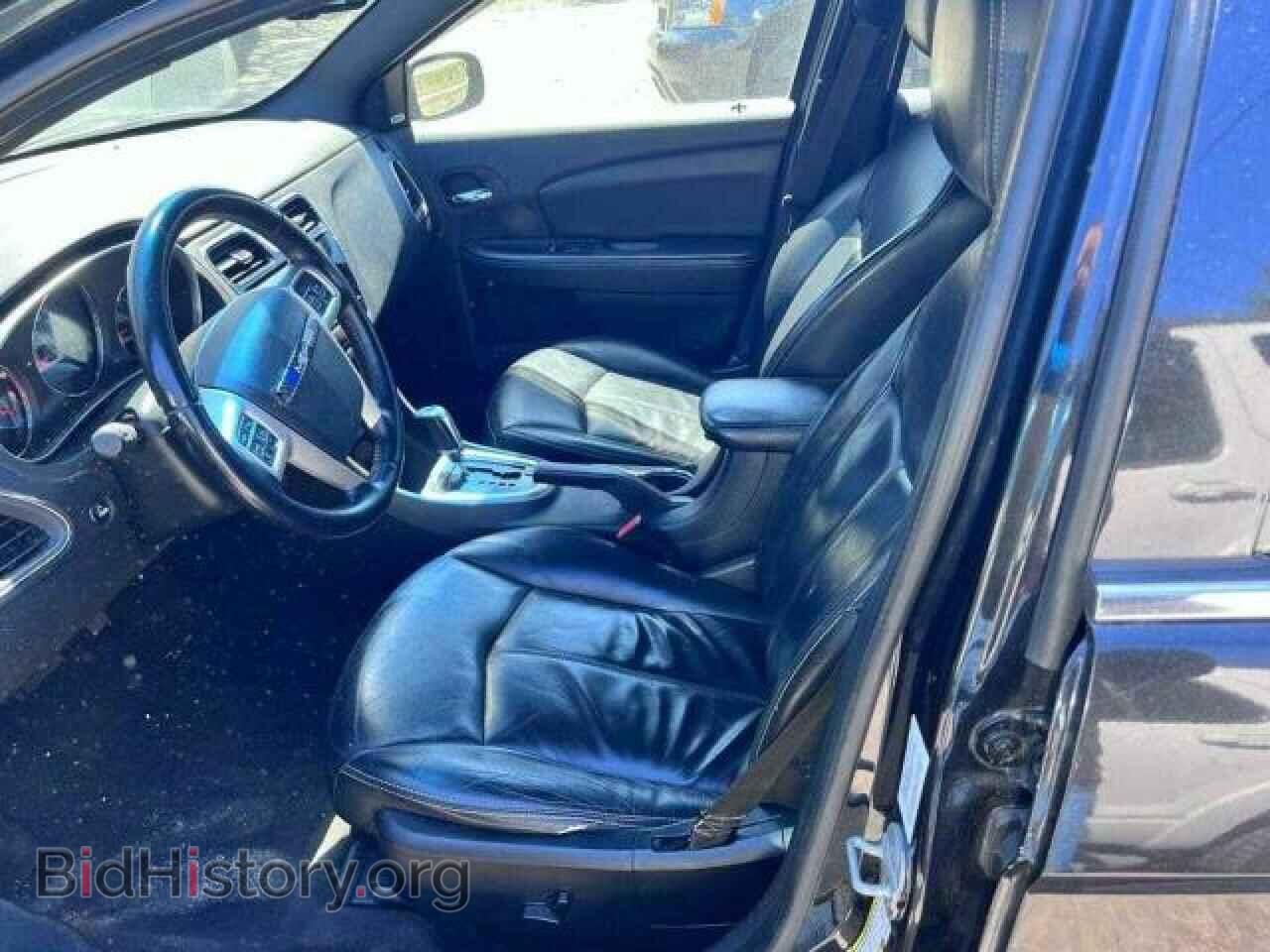 2011 CHRYSLER 200 - VIN: 1C3BC2FG5BN520737 - Фото 5
