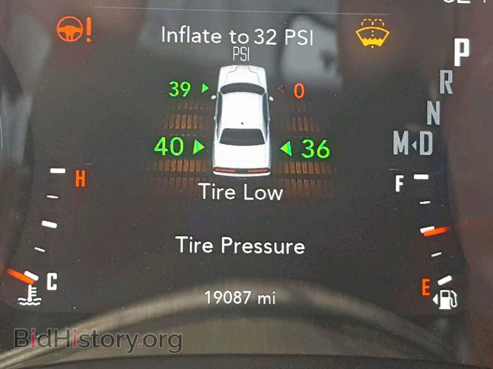2018 DODGE CHALLENGER - VIN: 2C3CDZAG3JH153359 - Photo 4
