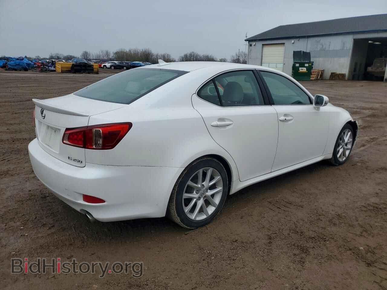2011 LEXUS IS - VIN: JTHBF5C20B5143990 - Photo 3