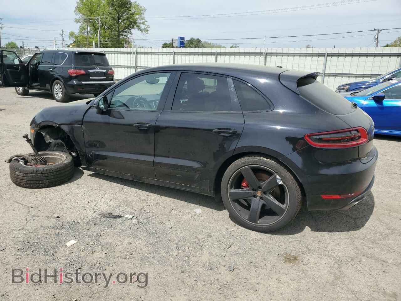2017 PORSCHE MACAN - VIN: WP1AF2A57HLB60670 - Фото 2