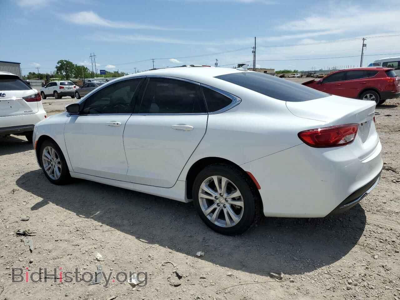 2016 CHRYSLER 200 - VIN: 1C3CCCAB3GN166357 - Фото 2