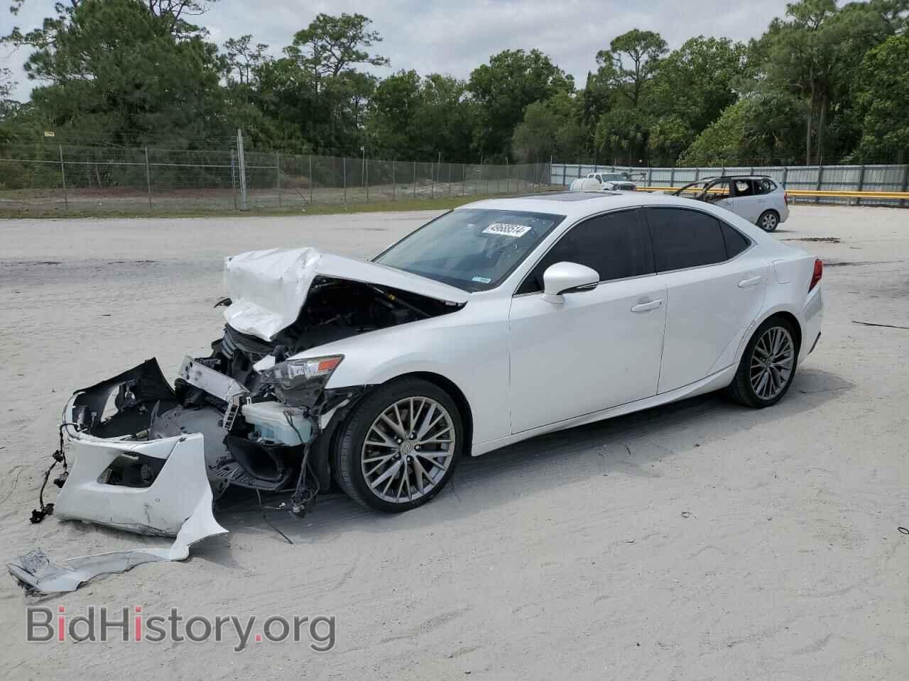 Photo JTHBA1D24G5018004 - LEXUS IS 2016