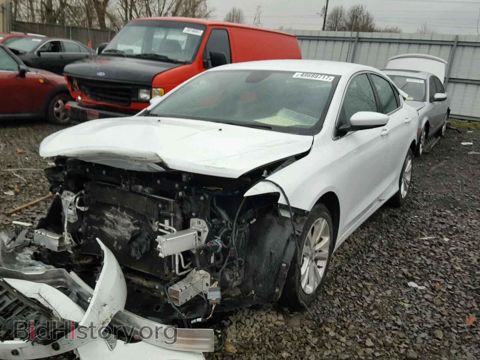 2015 CHRYSLER 200 - VIN: 1C3CCCAB2FN661180 - Photo 2