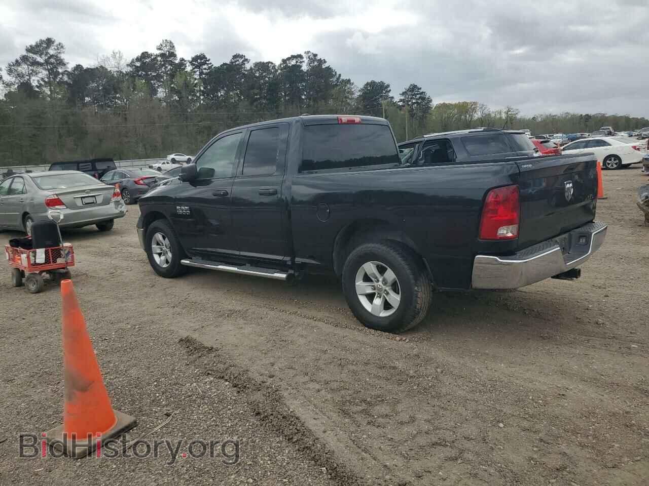 2018 RAM 1500 - VIN: 1C6RR6FGXJS299563 - Photo 2