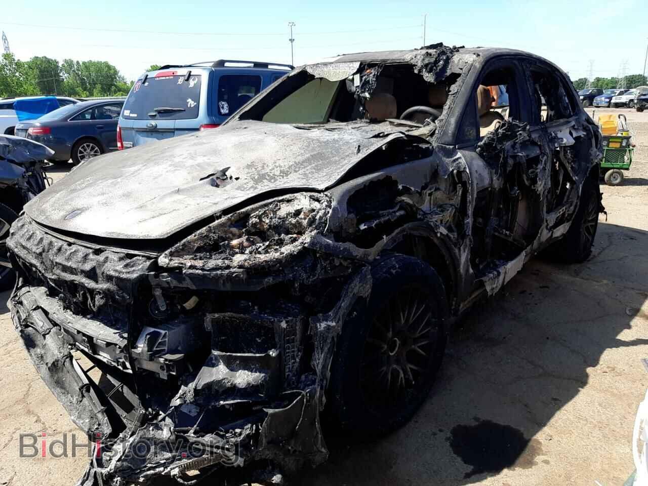 2021 PORSCHE CAYENNE - VIN: WP1AA2AY4MDA09184 - Фото 2
