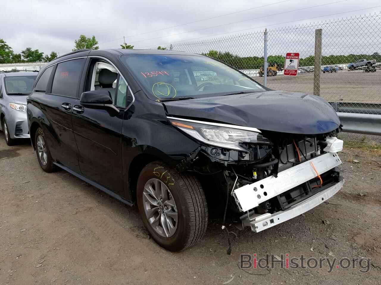 Photo 5TDDRKEC6NS091530 - TOYOTA SIENNA 2022