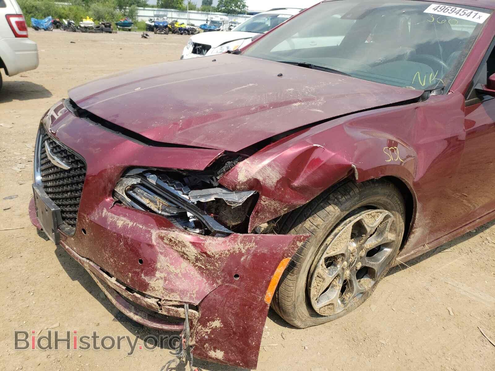 2018 CHRYSLER 300 - VIN: 2C3CCAGG6JH293580 - Фото 9