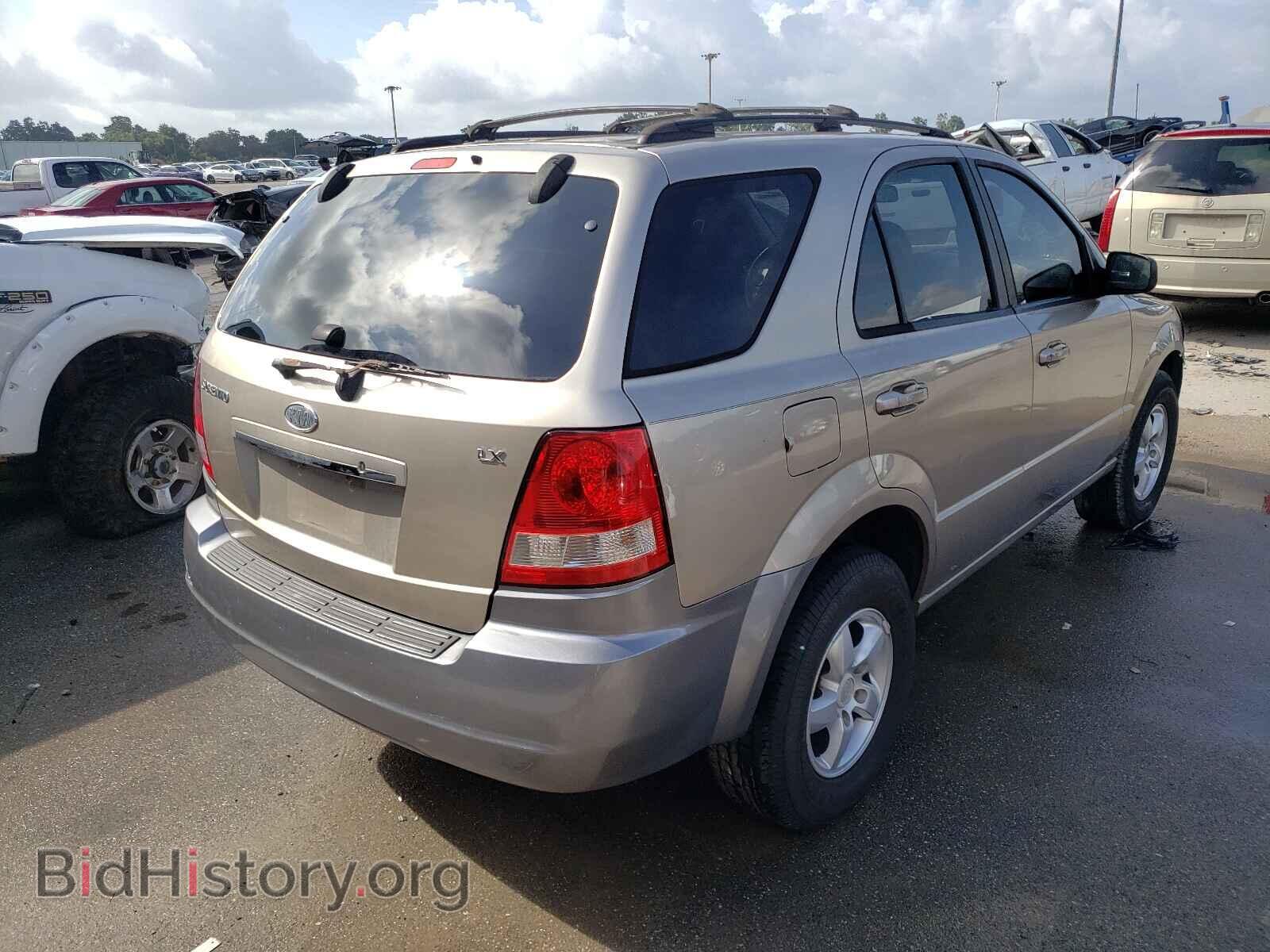 2006 KIA SORENTO - VIN: KNDJD733565588836 - Фото 4