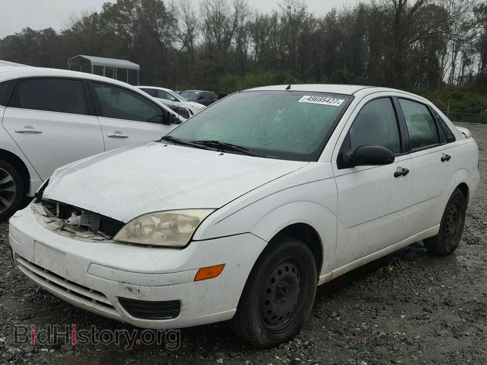 2005 FORD FOCUS - VIN: 1FAFP34NX5W235836 - Фото 2