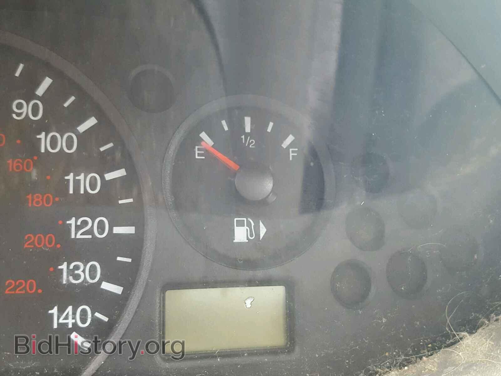 2005 FORD FOCUS - VIN: 1FAFP34NX5W235836 - Фото 8
