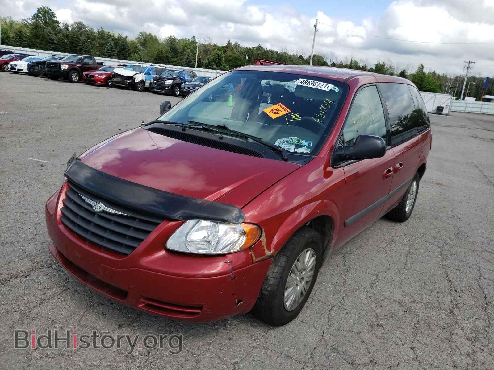 2006 CHRYSLER MINIVAN - VIN: 1A4GP45R86B681234 - Фото 2