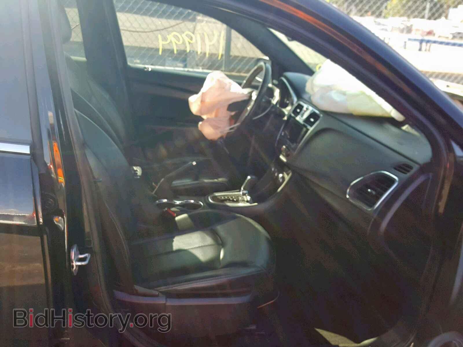 2011 CHRYSLER 200 - VIN: 1C3BC2FG3BN517609 - Фото 5
