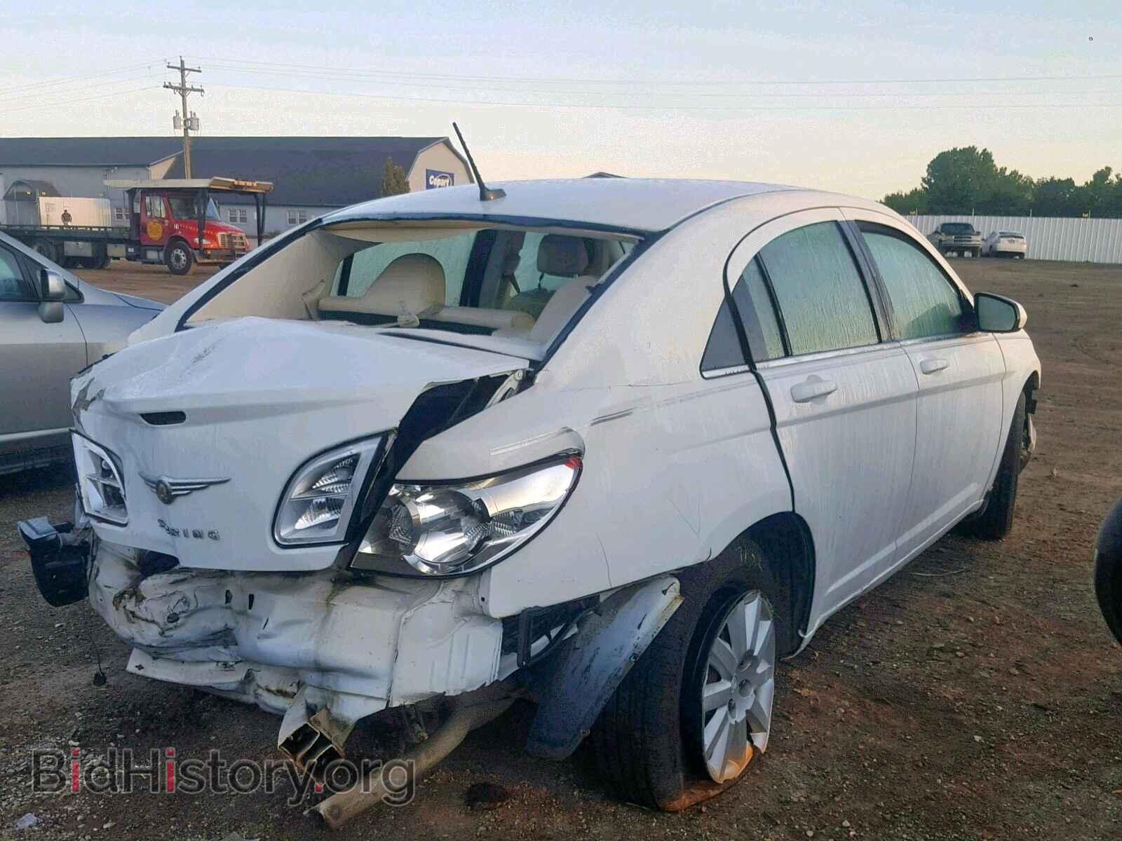 2010 CHRYSLER SEBRING - VIN: 1C3CC5FB1AN208780 - Фото 4