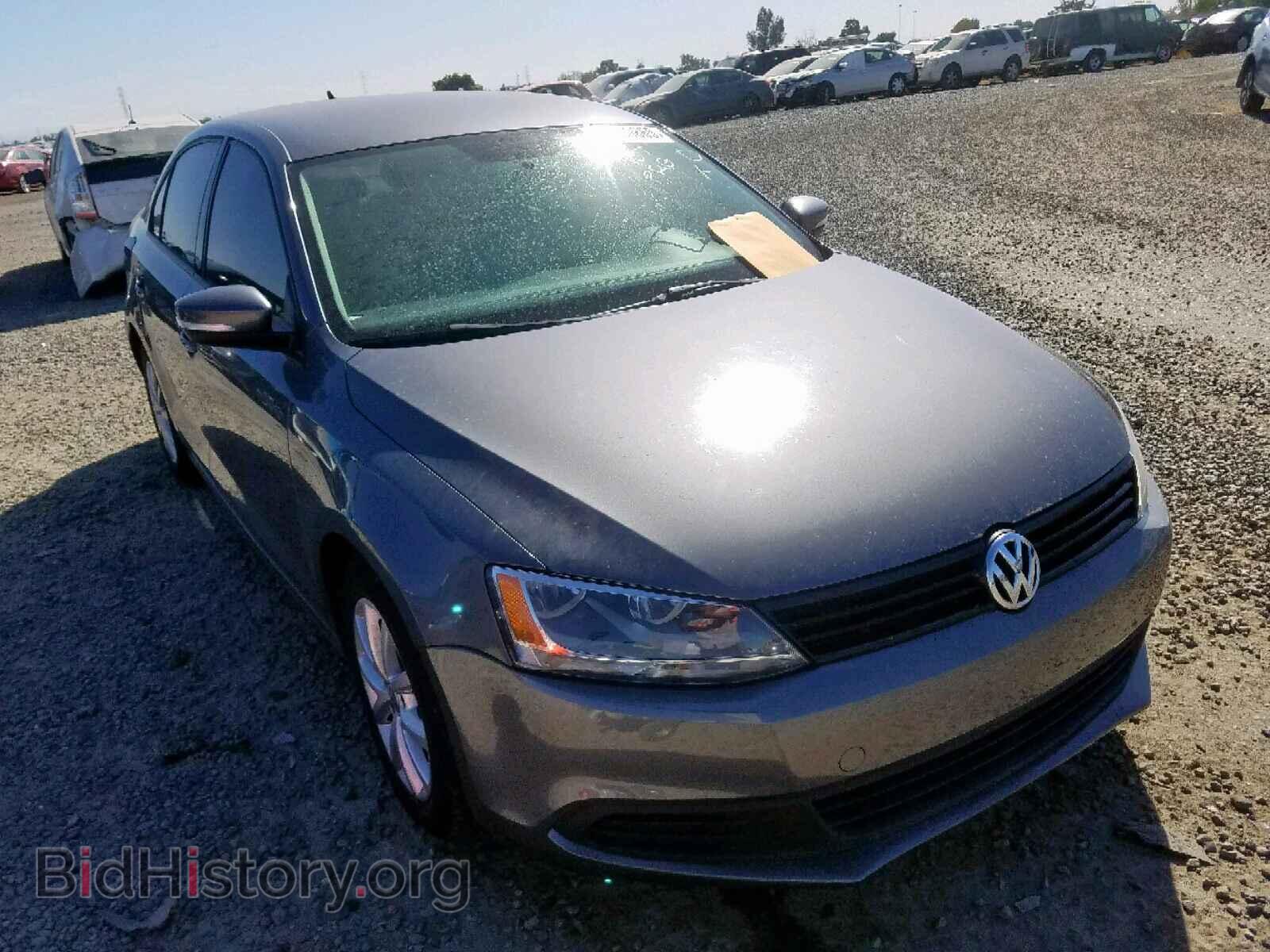 Фотография 3VWDP7AJ4CM317453 - VOLKSWAGEN JETTA 2012
