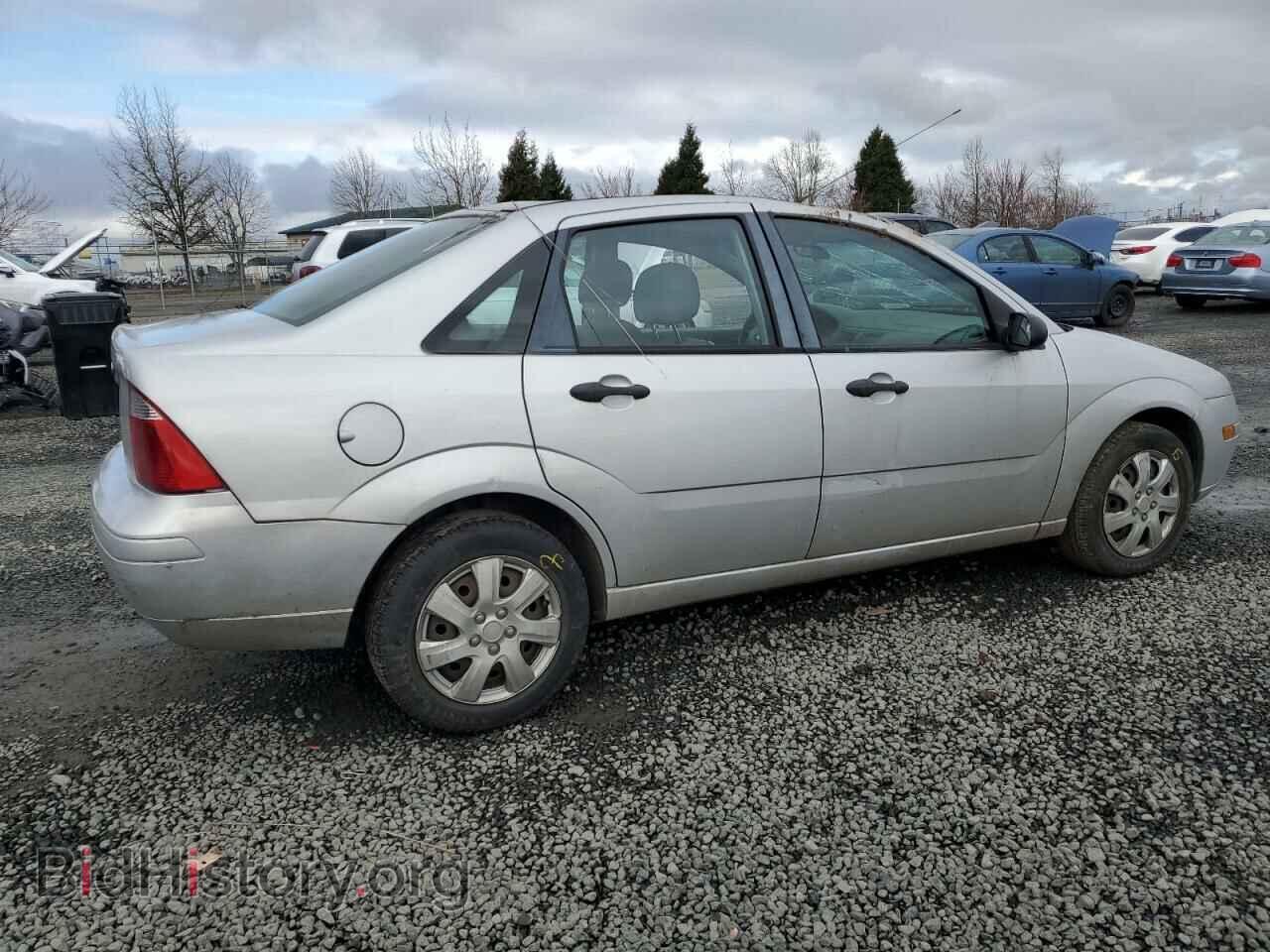 2007 FORD FOCUS - VIN: 1FAHP34N47W358477 - Фото 3